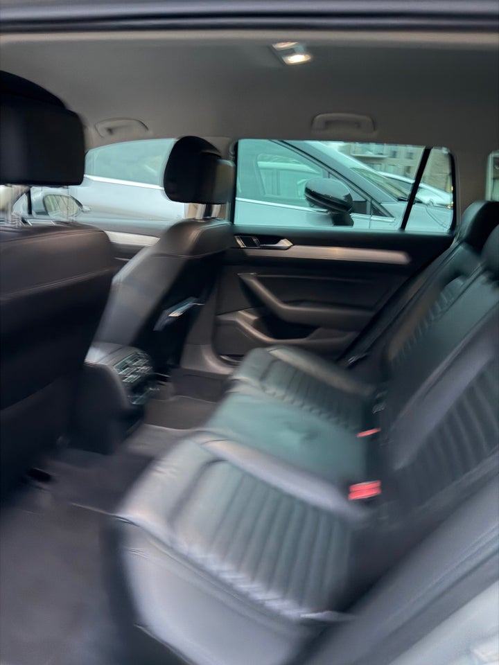 VW Passat 2,0 TDi 190 Highline Premium Variant DSG 5d