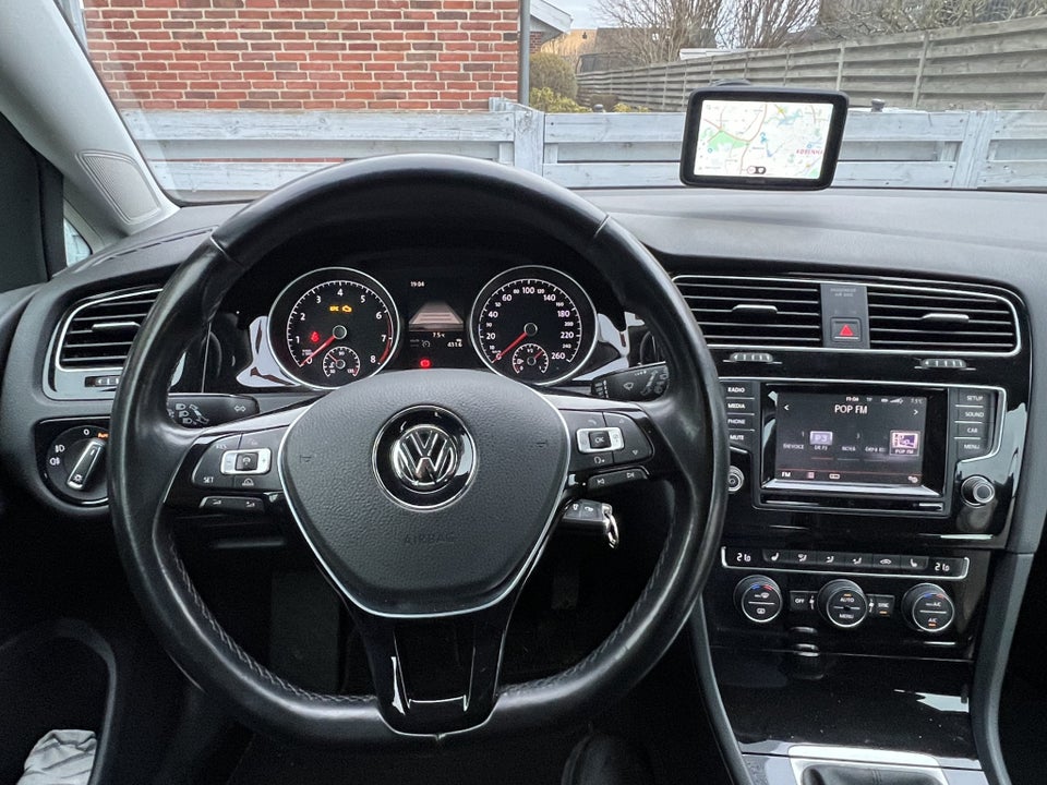 VW Golf VII 1,4 TSi 122 Highline BMT 5d