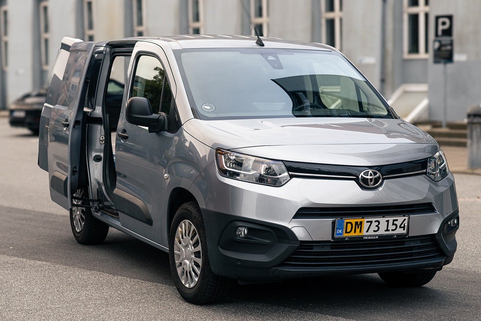 Toyota ProAce City 1,2 T 110 Medium Comfort 5d