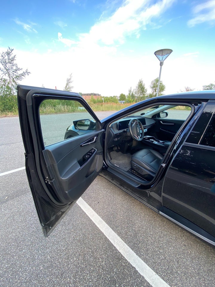 Kia EV6 77 Long Range Upgrade 5d