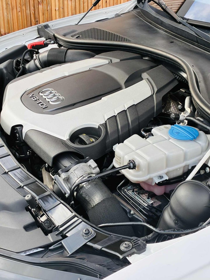 Audi A6 3,0 TDi 313 Avant quattro Tiptr. Van 5d