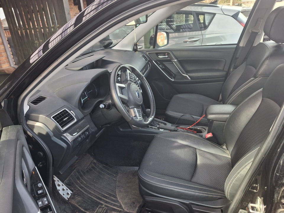 Subaru Forester 2,0 XS X-Break EyeSight CVT AWD 5d