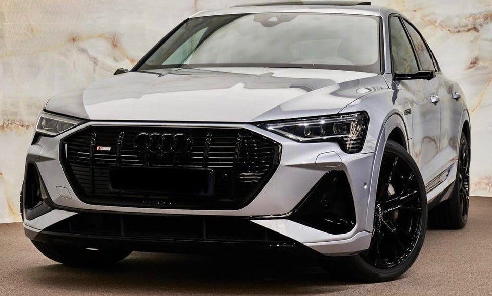 Audi e-tron 55 S-line quattro 5d