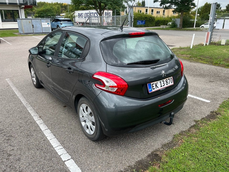 Peugeot 208 1,0 VTi Access 5d