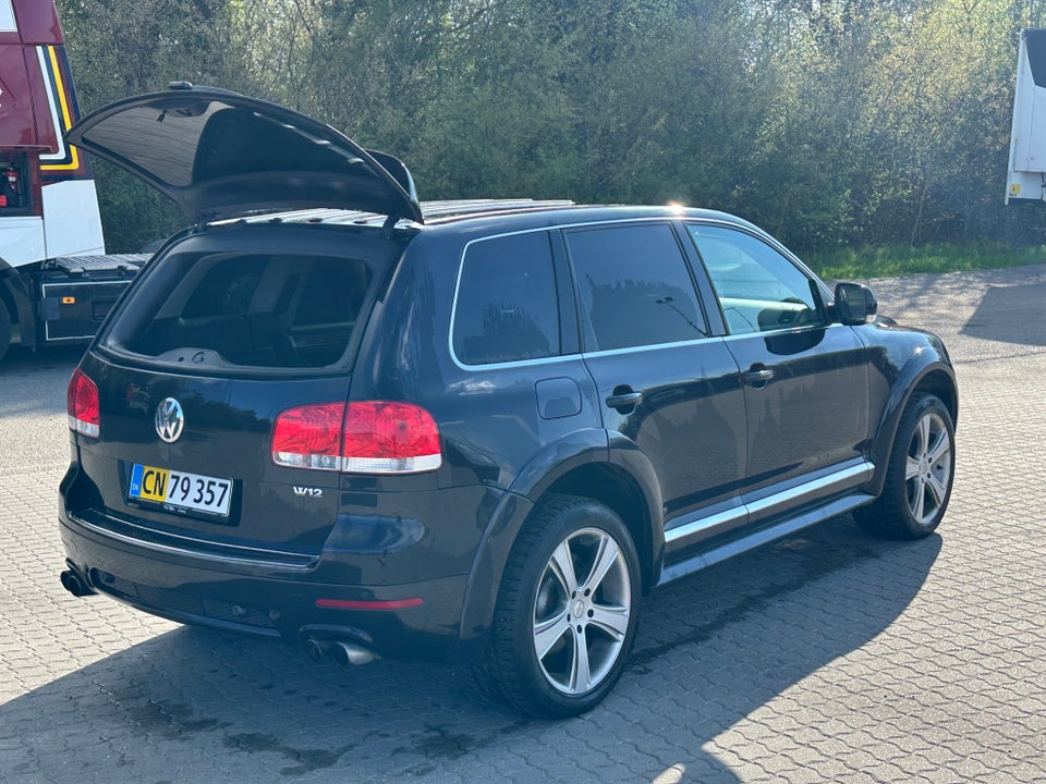 VW Touareg 6,0 W12 Executive Tiptr. 4Motion Van 5d