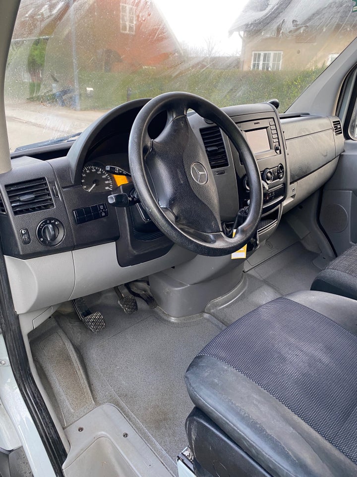 Mercedes Sprinter 211 2,2 CDi R1 Kassevogn 5d