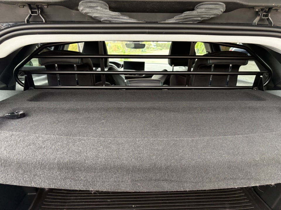 Peugeot 3008 1,6 Hybrid Allure Pack Limited EAT8 5d
