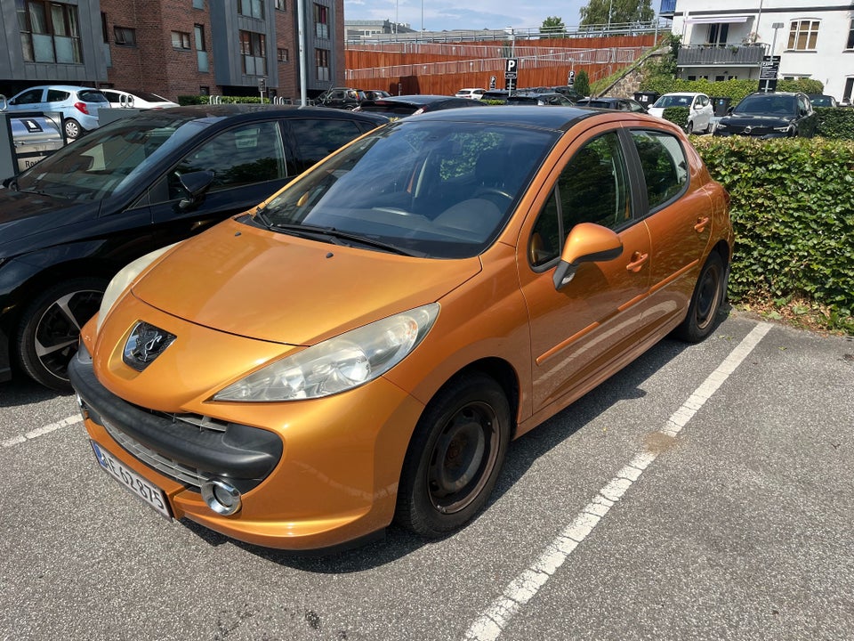 Peugeot 207 1,6 VTi Comfort 5d