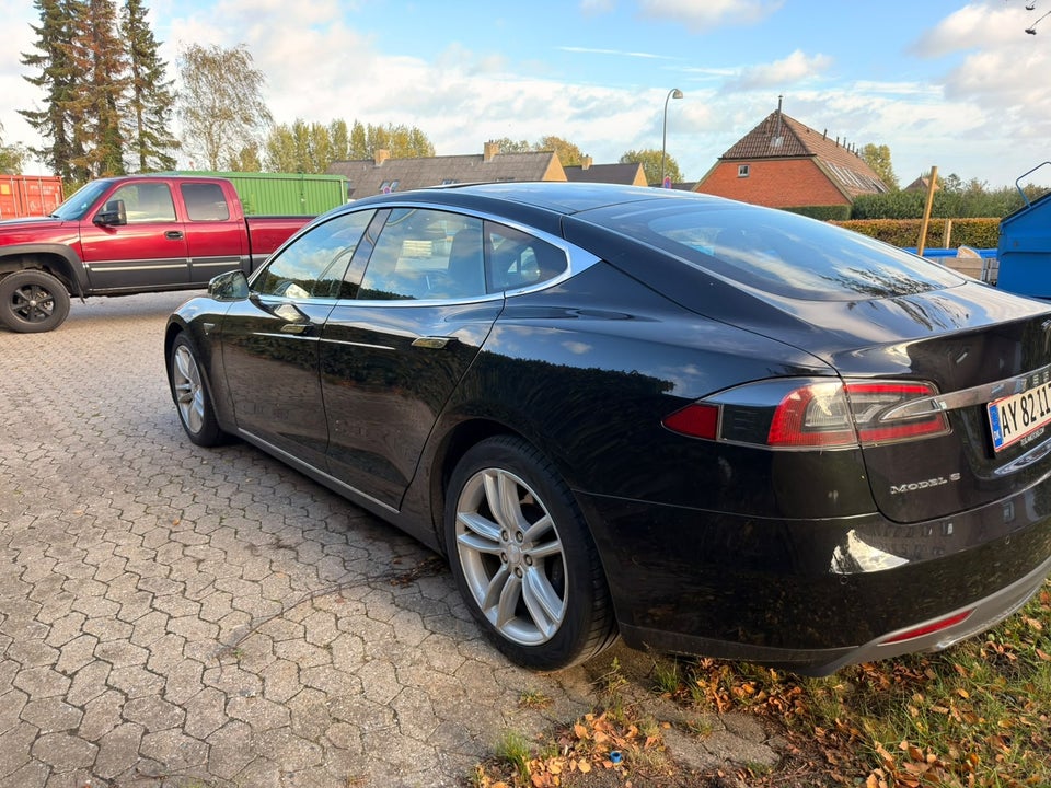 Tesla Model S 85D 5d