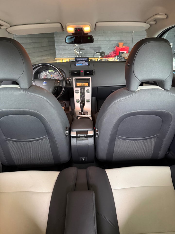 Volvo C30 2,0 D aut. 3d