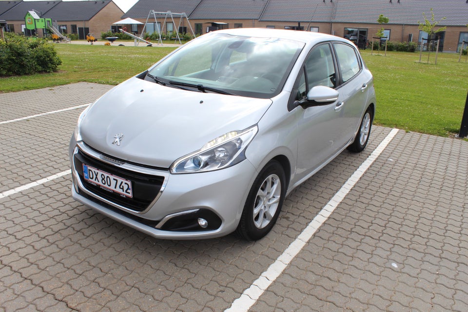 Peugeot 208 1,2 VTi 82 Active 5d