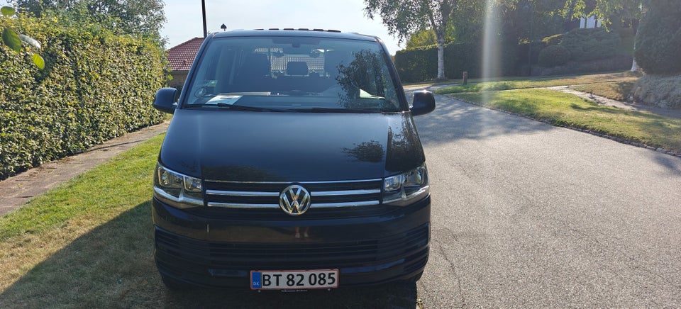 VW Caravelle 2,0 TDi 204 Comfortline kort