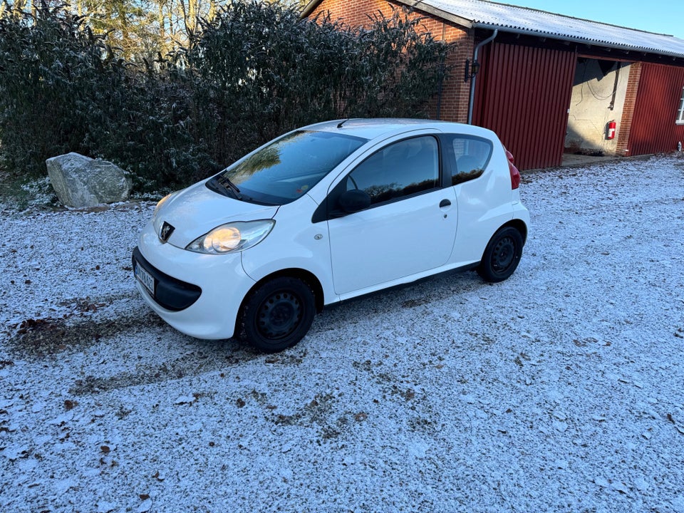 Peugeot 107 1,0 Urban 3d