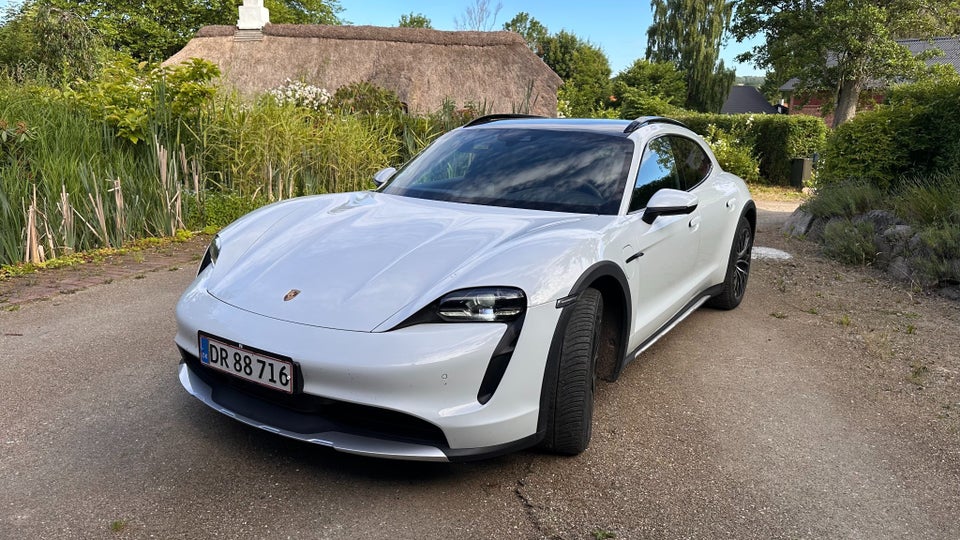 Porsche Taycan 4S Performance+ Cross Turismo 5d