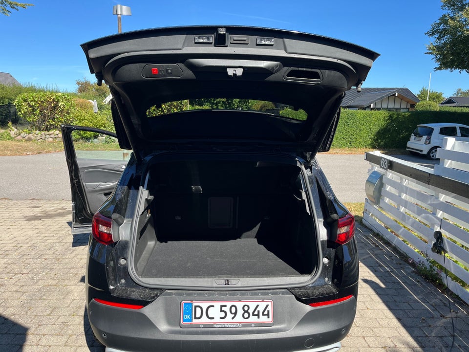 Opel Grandland X 1,6 Hybrid Cosmo Prestige aut. 5d