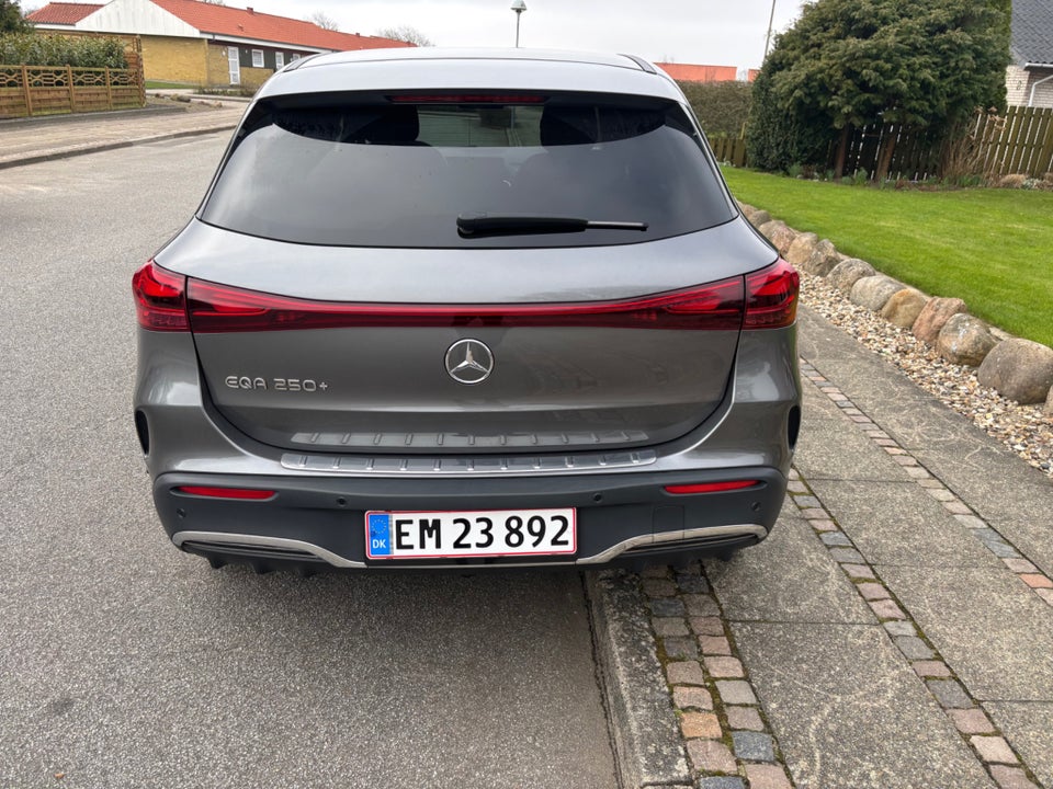 Mercedes EQA250+ AMG Line 5d