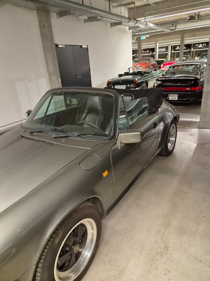 Porsche 911 3,2 Carrera Cabriolet 2d