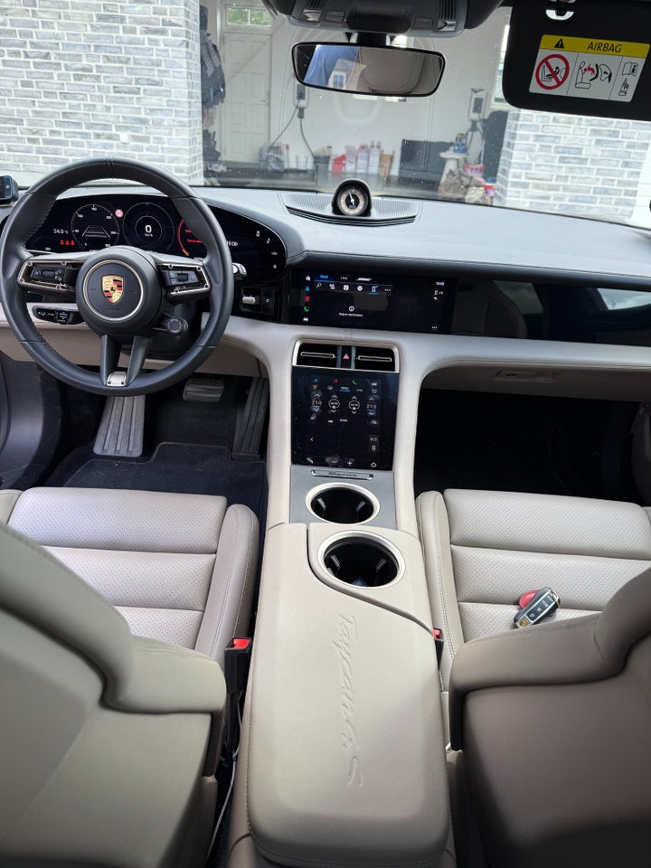 Porsche Taycan 4S Sport Turismo 5d