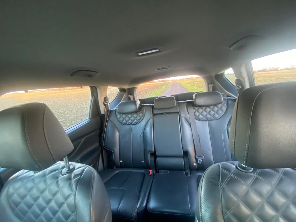 Hyundai Santa Fe 1,6 PHEV Essential aut. 4WD 7prs 5d