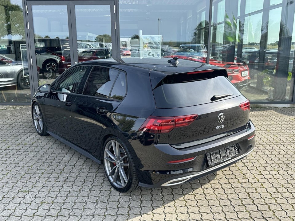 VW Golf VIII 1,4 GTE DSG 5d