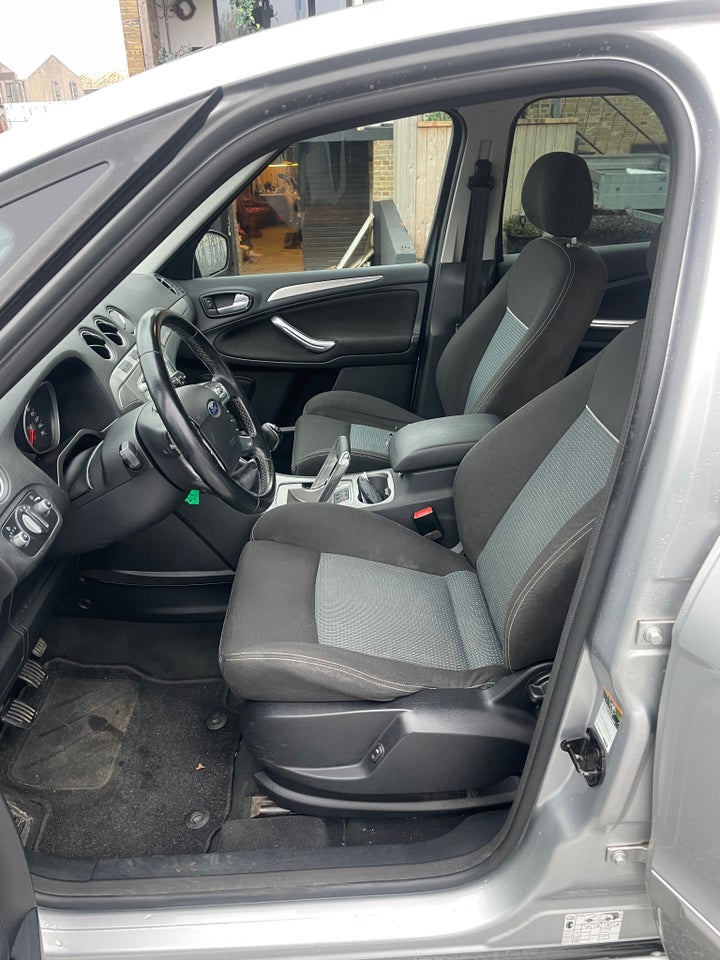 Ford S-MAX 2,0 TDCi 140 Titanium 7prs 5d