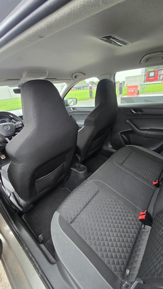 Skoda Rapid 1,2 TSi 90 Ambition Spaceback 5d
