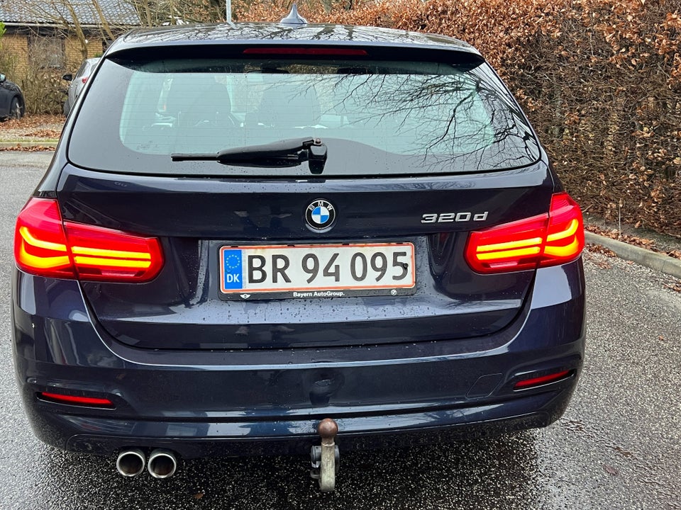 BMW 320d 2,0 Touring Advantage aut. 5d