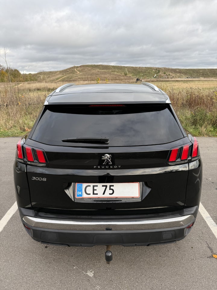 Peugeot 3008 1,2 PureTech 130 Allure 5d