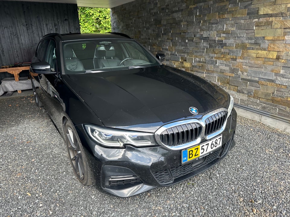 BMW 330d 3,0 Touring M-Sport aut. Van 5d