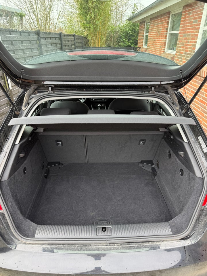 Audi A3 1,6 TDi Ambition Sportback 5d