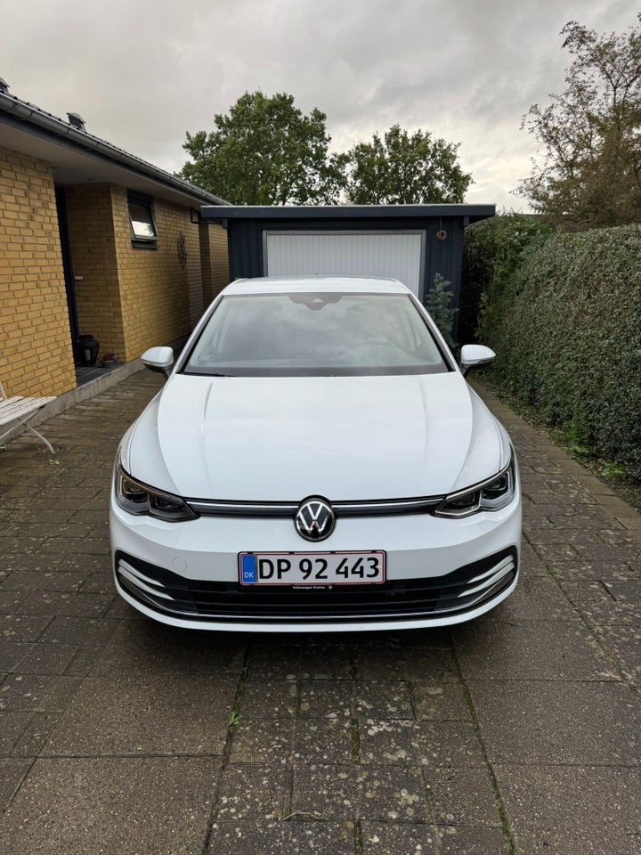 VW Golf VIII 1,4 eHybrid DSG 5d