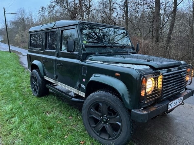 Land Rover Defender 110 2,5 TD5 5d