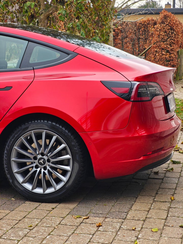 Tesla Model 3 Long Range AWD 4d