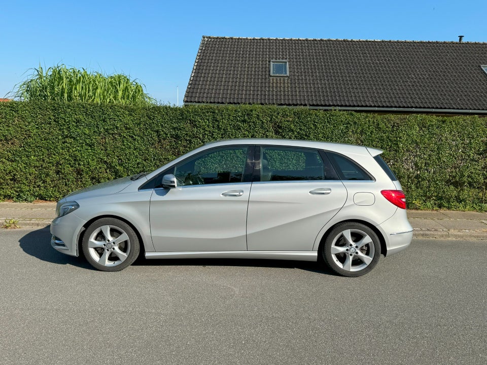 Mercedes B200 1,8 CDi BE 5d