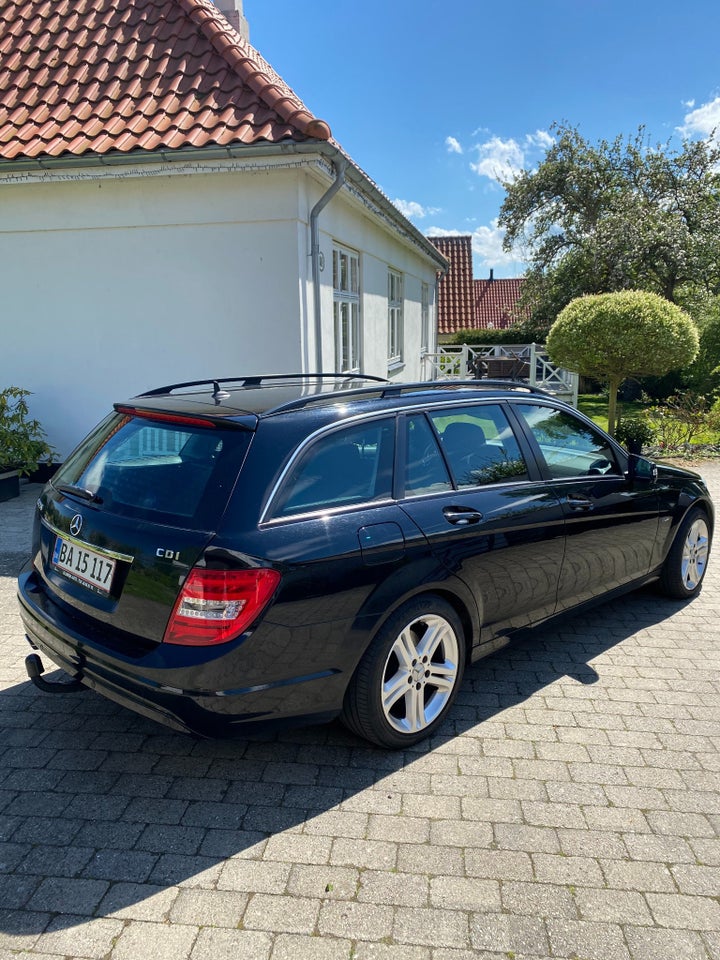 Mercedes C220 2,2 CDi Avantgarde stc. BE 5d