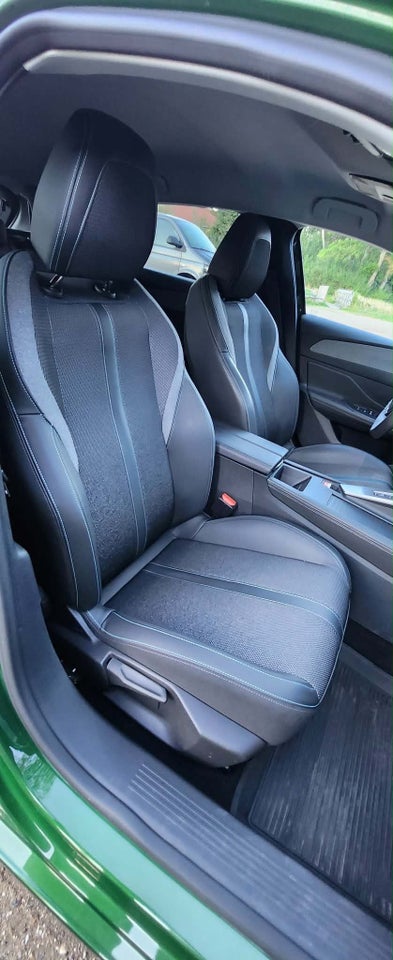 Peugeot 308 1,6 Hybrid First Selection+ EAT8 5d