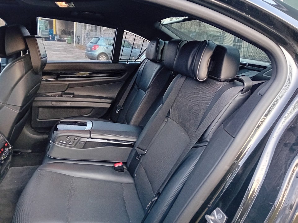 BMW 740d 3,0 Individual Steptr. 4d