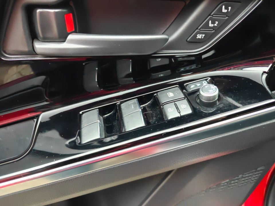 Toyota bZ4X Executive AWD 5d