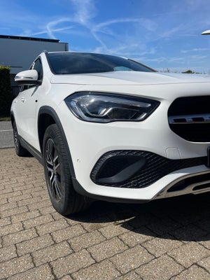 Mercedes GLA250 e 1,3 Progressive aut. 5d