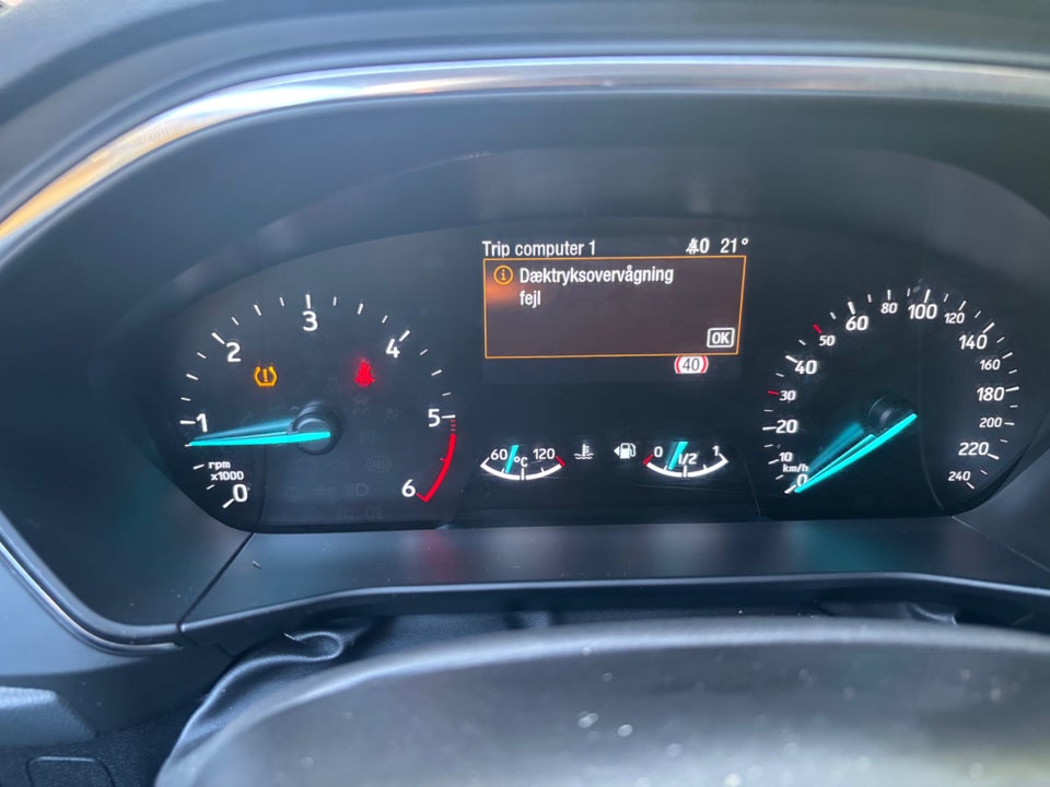 Ford Focus 1,5 EcoBlue Titanium stc. Van 5d
