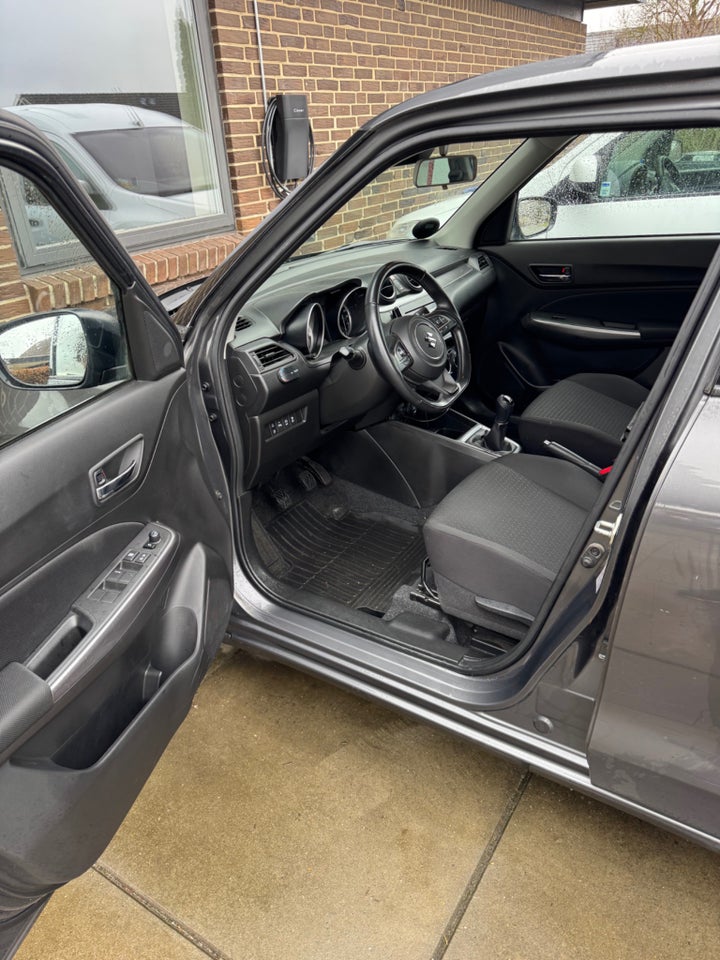 Suzuki Swift 1,2 mHybrid Exclusive 5d