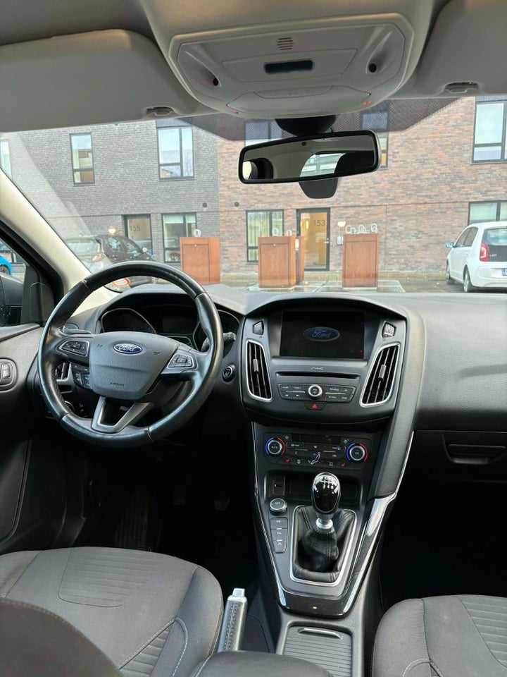 Ford Focus 1,0 SCTi 125 Titanium stc. 5d