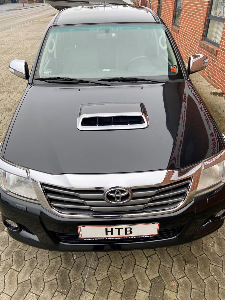 Toyota HiLux 3,0 D-4D Db.Kab aut. 4x4 T4 4d