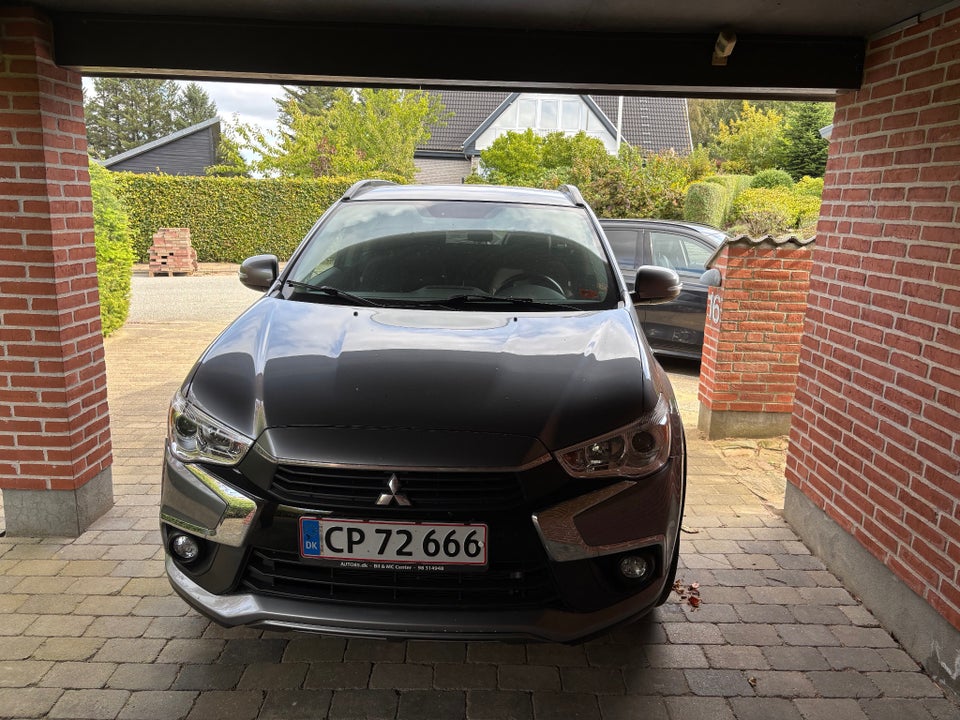 Mitsubishi ASX 1,6 Invite 5d