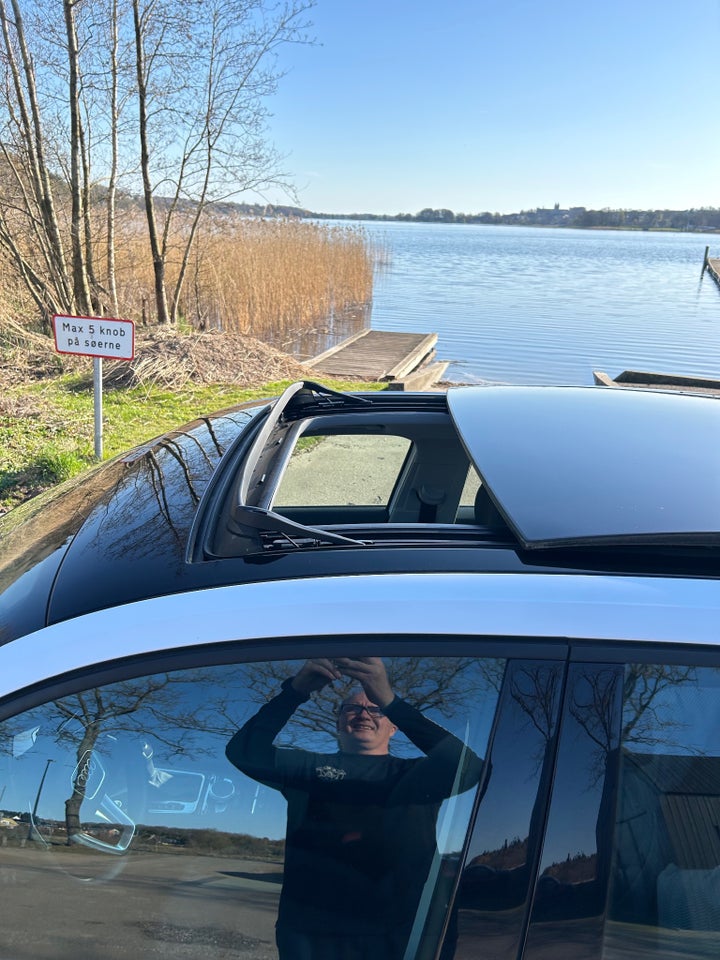 Audi Q2 30 TDi Prestige S-tr. 5d