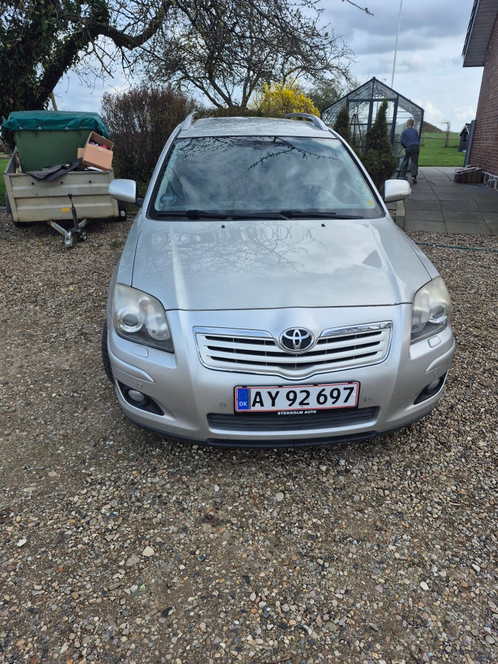 Toyota Avensis 2,0 Sol stc. aut. 5d