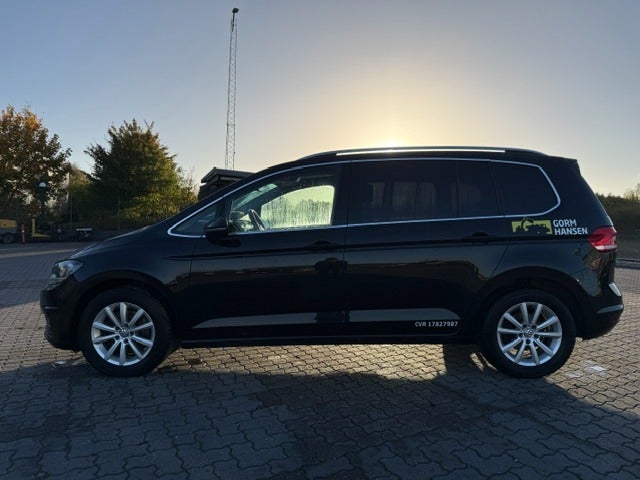 VW Touran 2,0 TDi 150 Highline DSG Van 5d