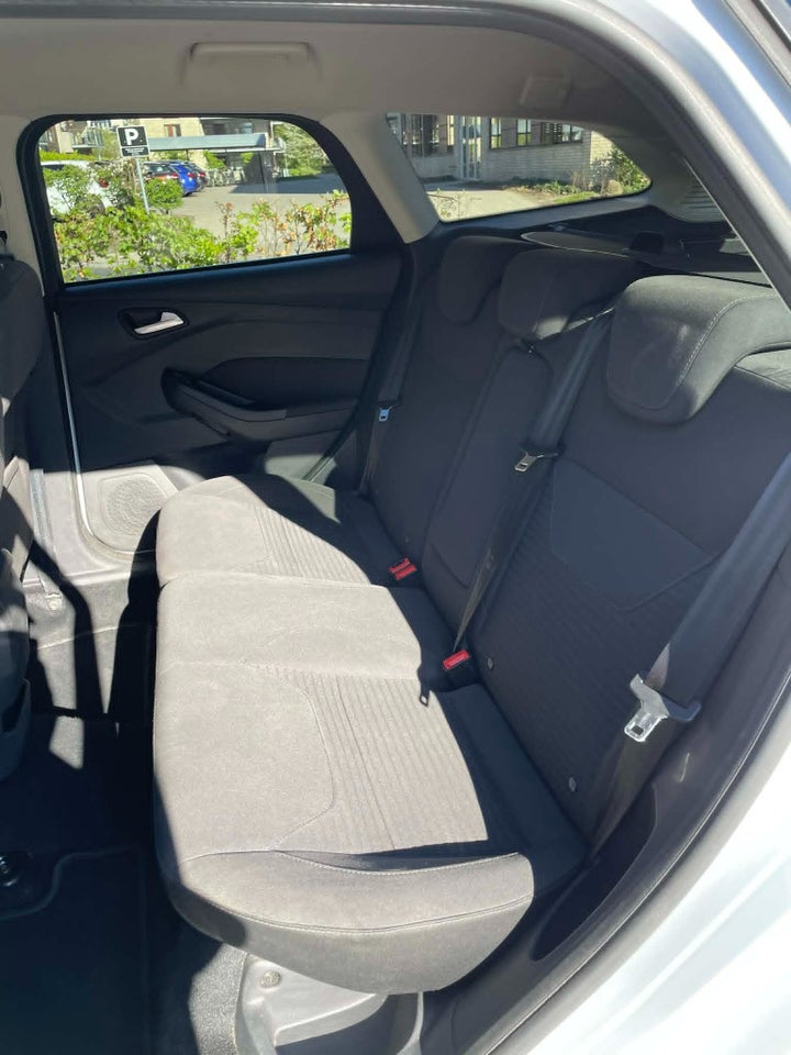 Ford Focus 1,0 SCTi 125 Titanium stc. 5d
