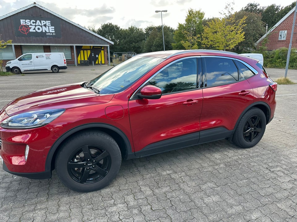 Ford Kuga 2,5 PHEV Titanium X CVT 5d