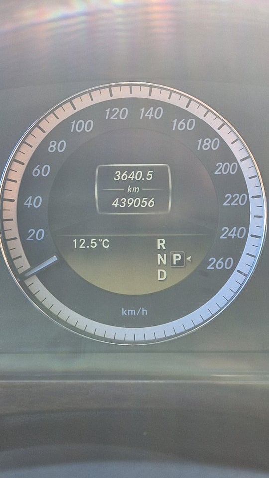 Mercedes E200 2,2 CDi Elegance stc. aut. BE 5d